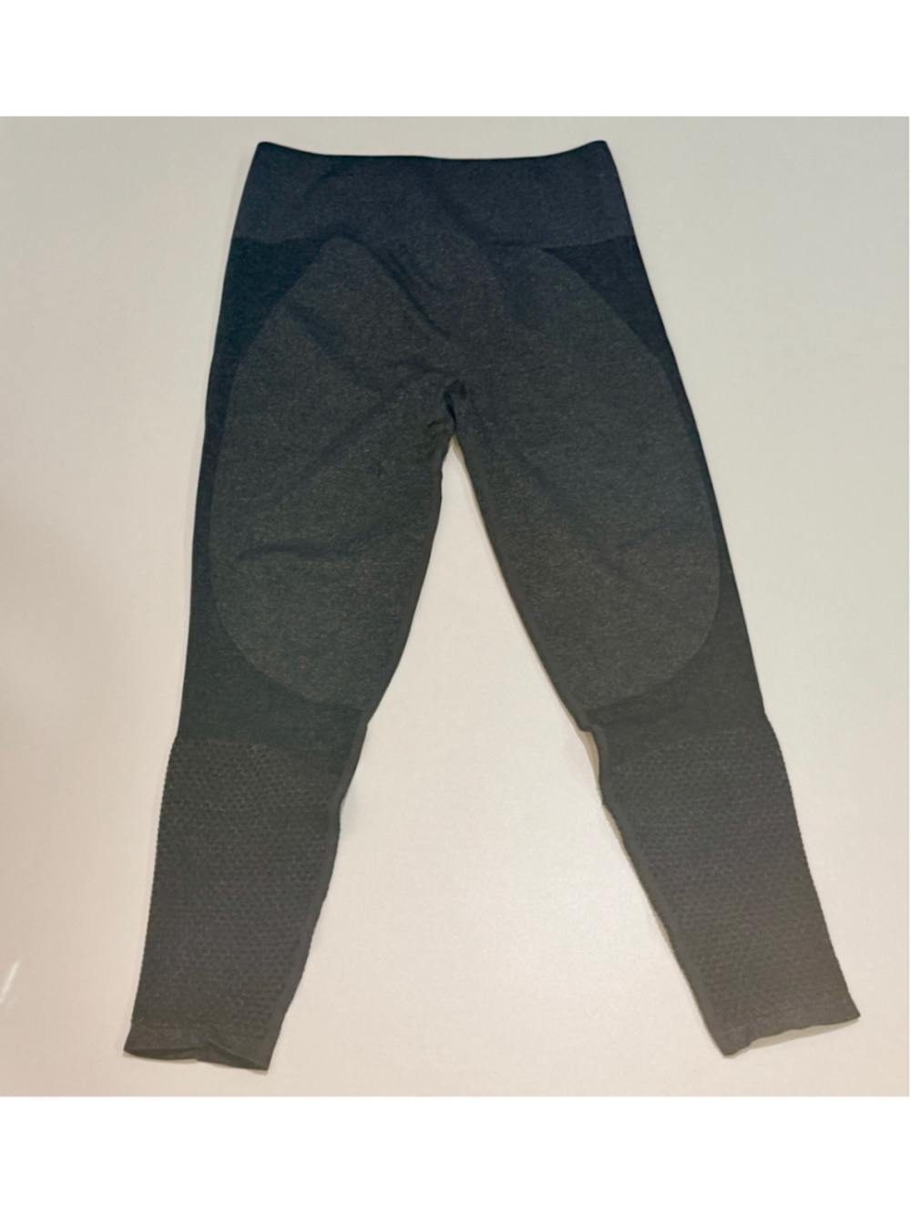 Fabletics NWT’s Women’s M/6-8 Seamless High-Waisted Mesh Leggings Dark Grey